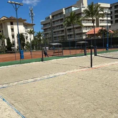 Condominio com muita diversão Toninhas-2